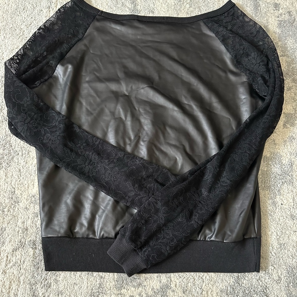 Leather & Lace Top - Picture 3 of 3